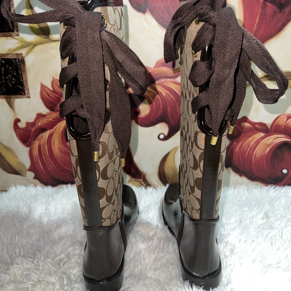 Coach Tristee Rain Boots 7B - Picture 2 of 11